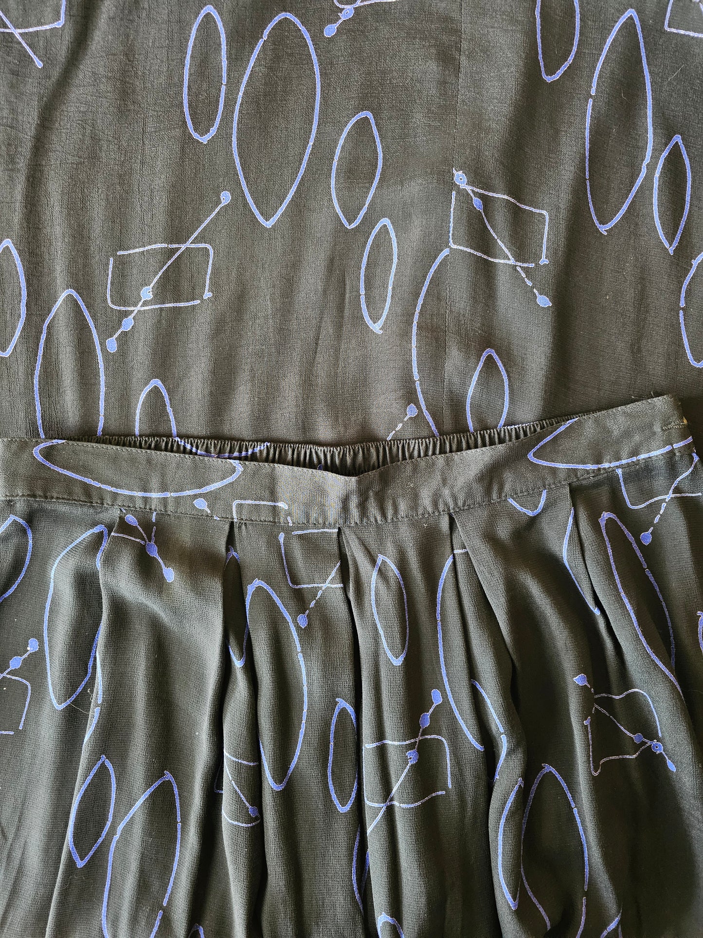 Vintage grafískt 90s midi pils - L/XL