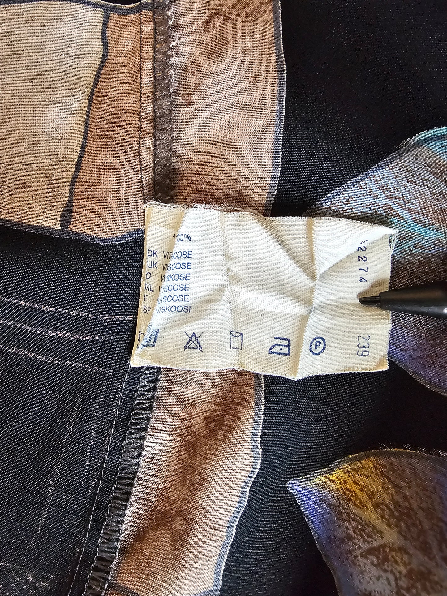 Vintage 90s grafísk skyrta - L