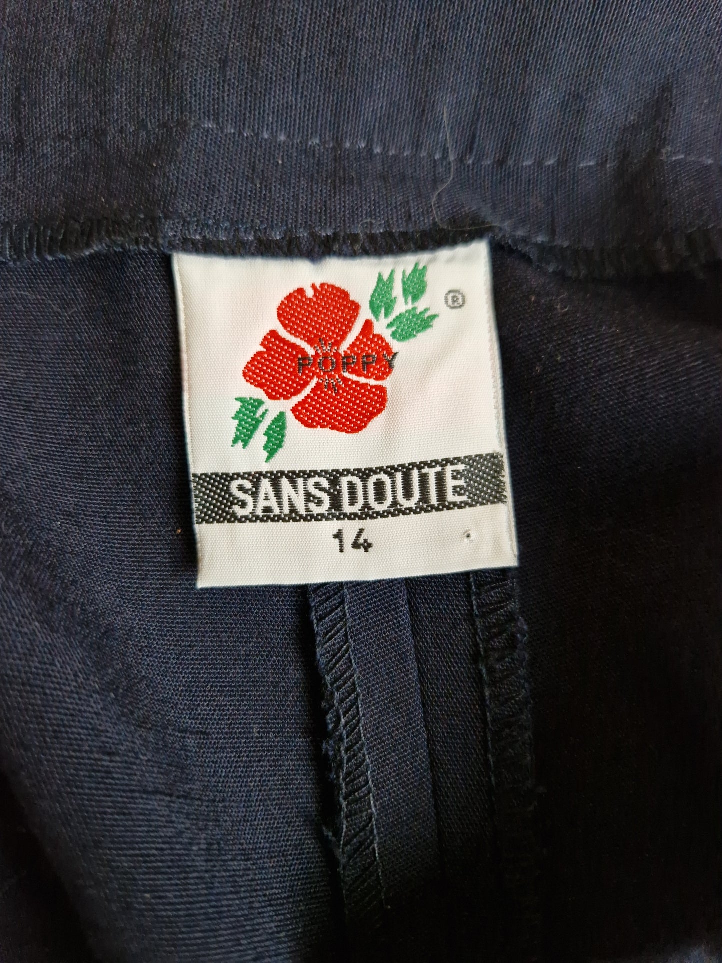 Vintage dökkbláar stuttbuxur frá Sans Doute - M