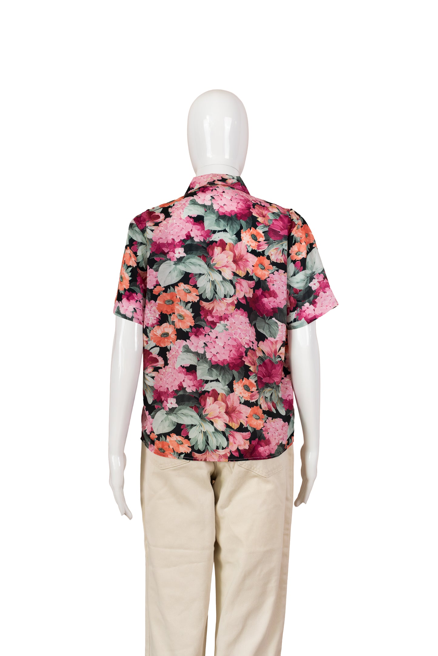 Ómerkt vintge skyrta með blómamunstri - small