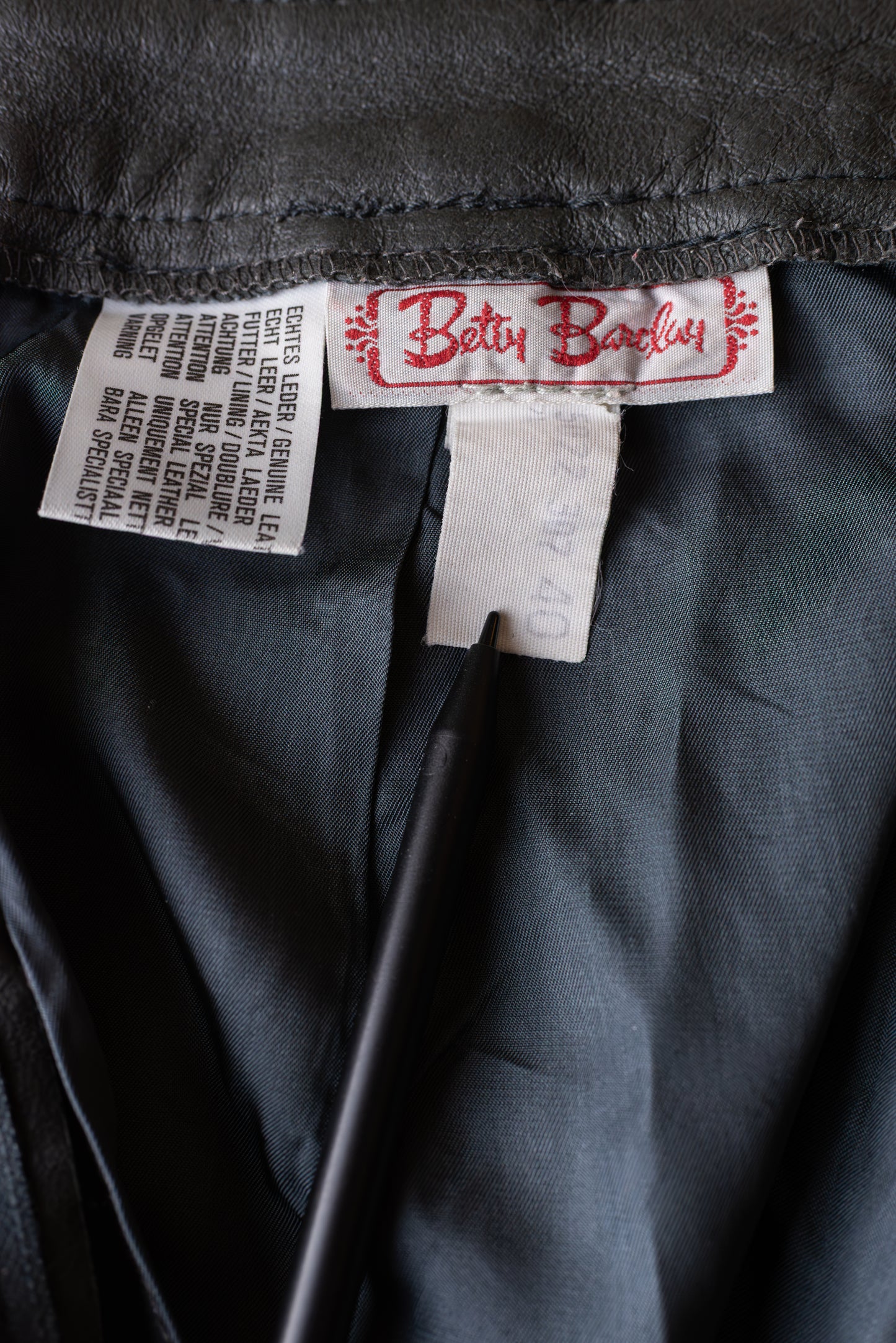 Betty Barclay vintage leðurpils - small