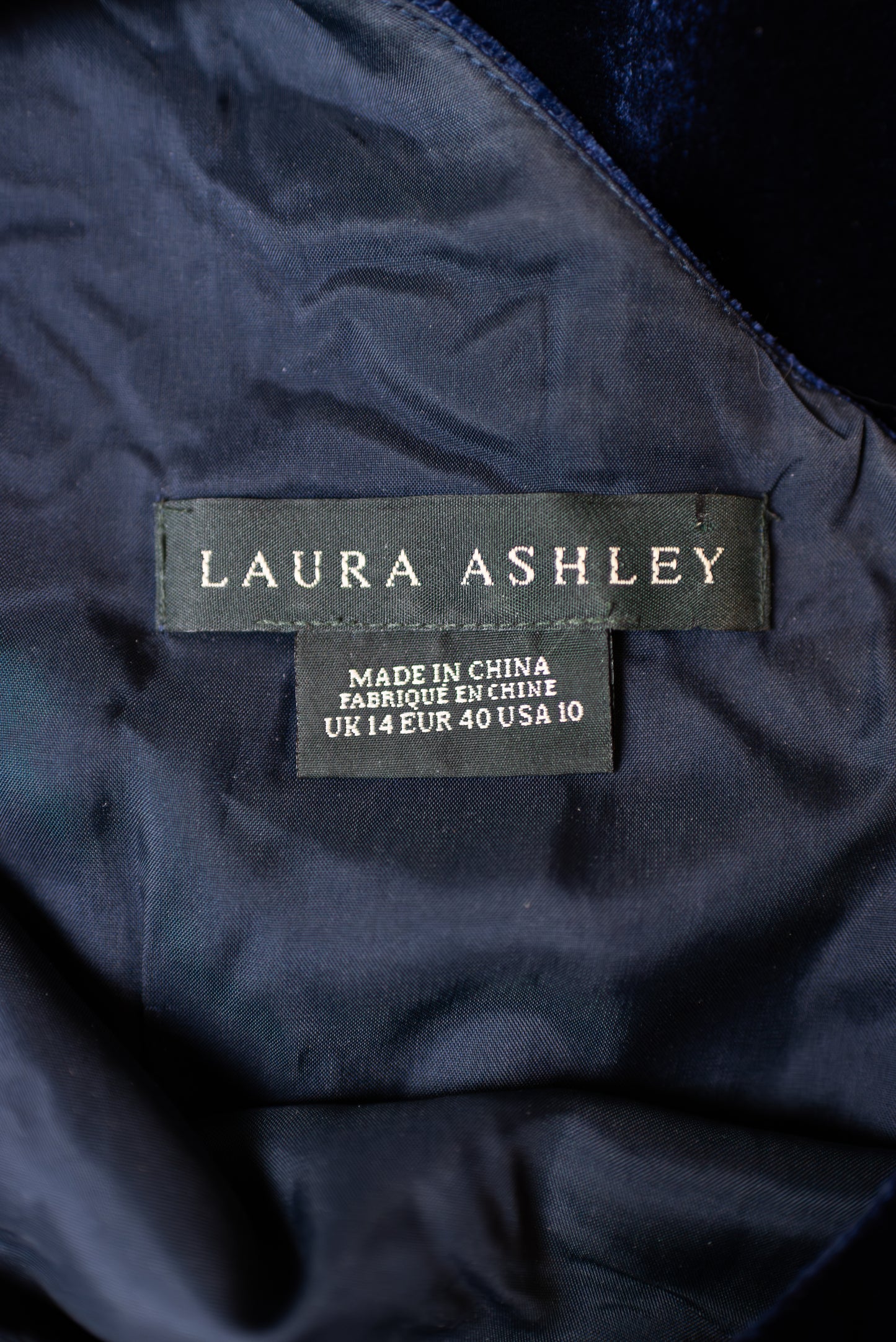 Laura Ashley vintage silkivelúr kjóll - medium