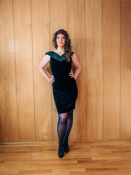 Svartur vintage Seventy 80s flauelskjóll - Meyland