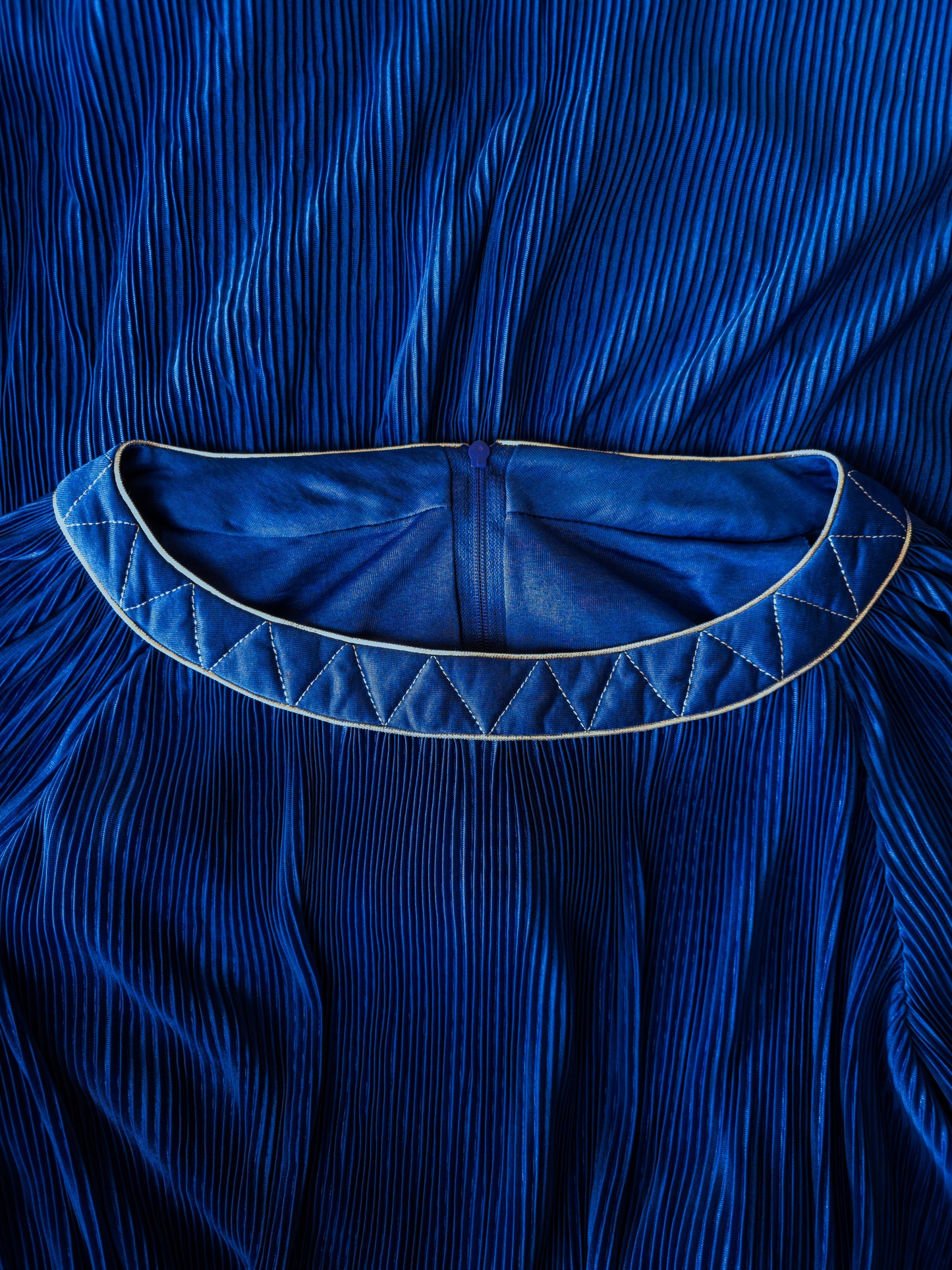 Vintage Mirek Modell konungsblár plíseraður kjóll - M/XL